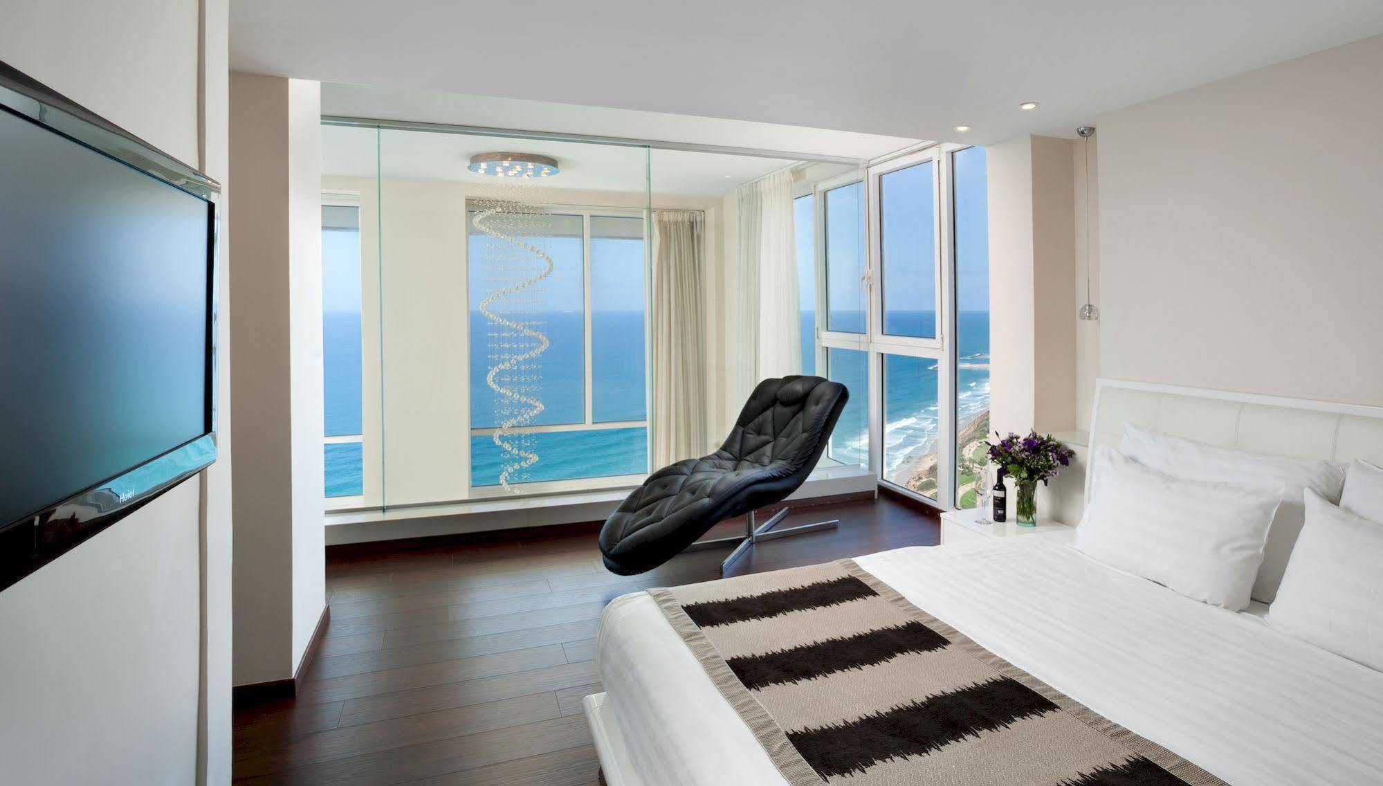 Island Luxurious Suites Hotel And Spa Netanya Dış mekan fotoğraf